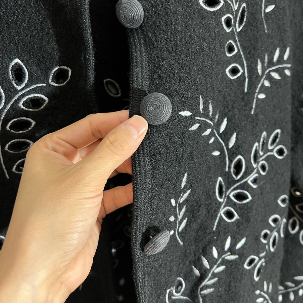 Covelo 100% Wool Jacket With Leaf Pattern & Butto… - image 8